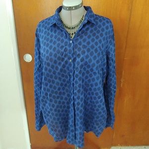 Old Navy button down shirt